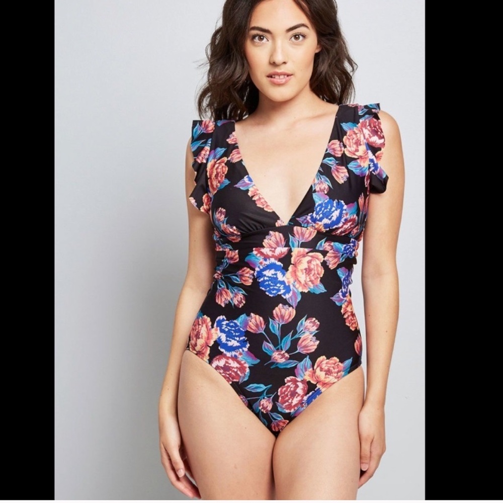 Swimsuit. Never used. Make an offer if you want